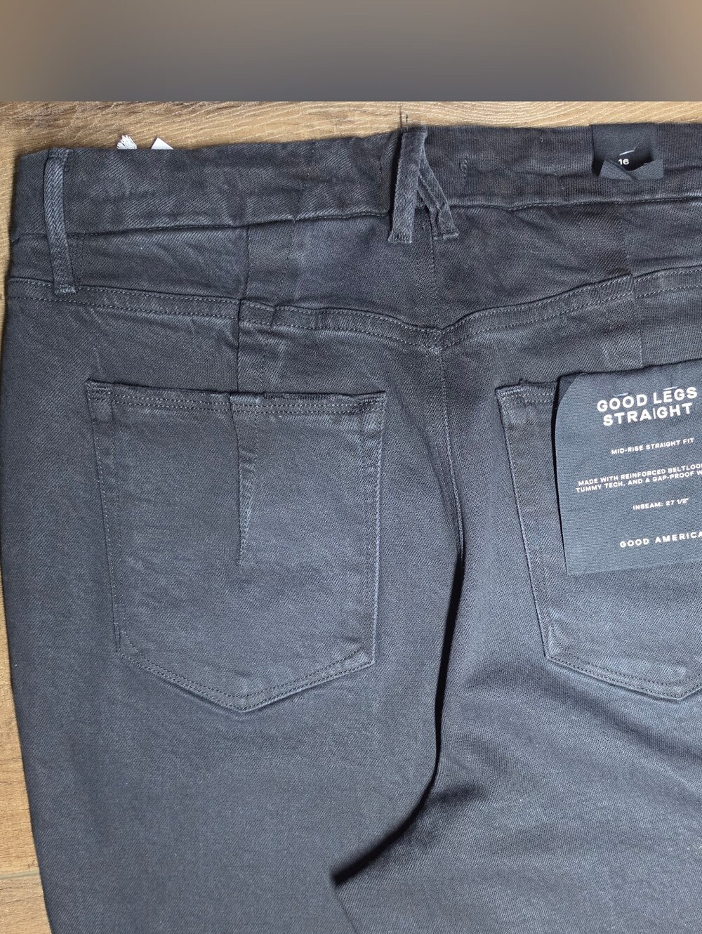 Good American Good Legs Straight Jeans Black NWT Size 16 Plus Mid Rise Raw Hem - Picture 5 of 6